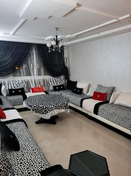 Rare Appartement De Vacances Танжер Екстериор снимка